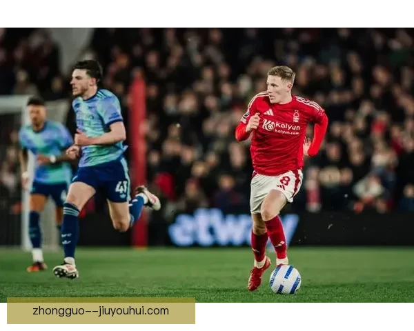 埃利奥特安德森3500万转投诺丁汉森林纽卡队借此缓解账目压力